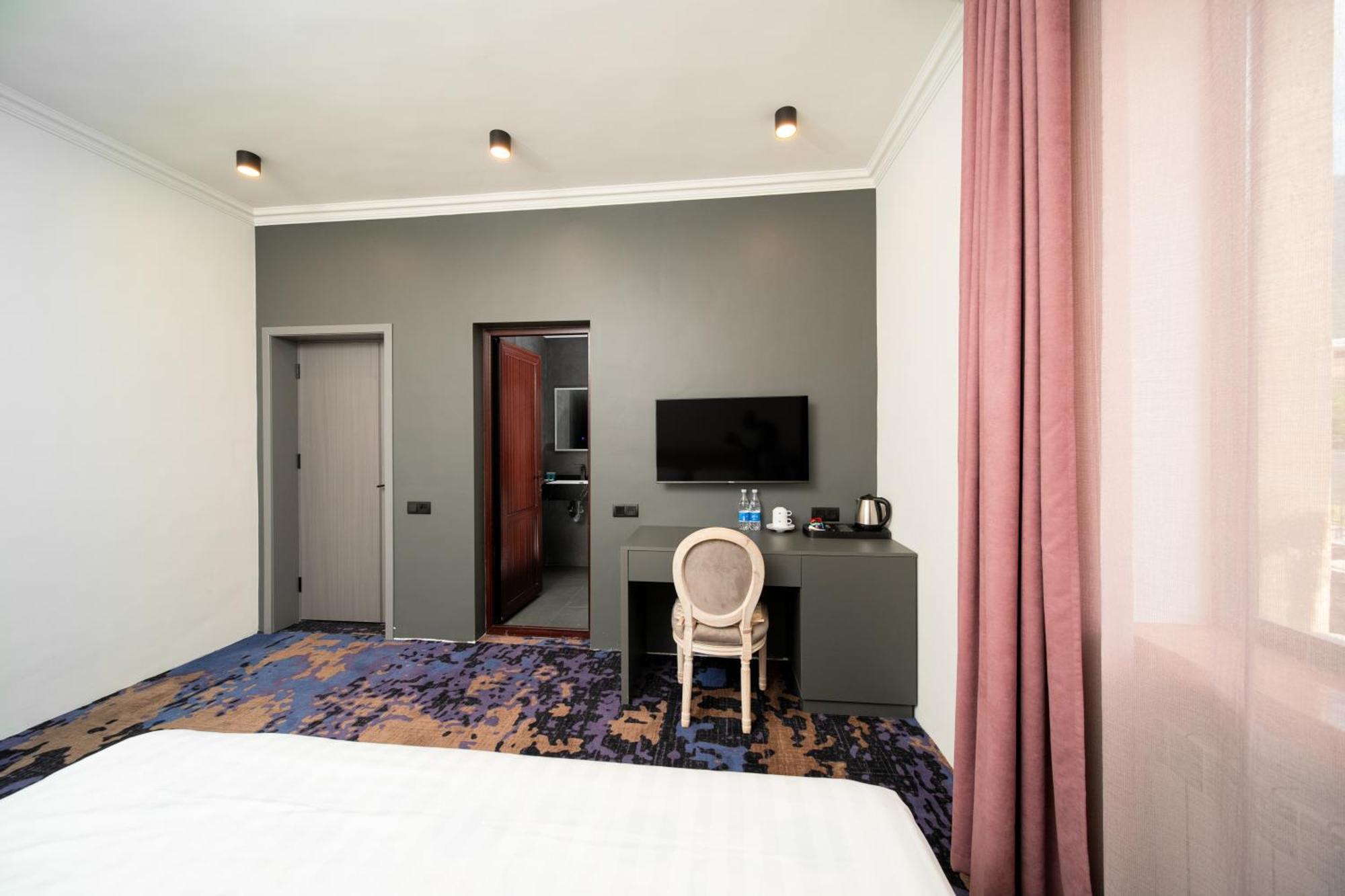 Kefilyan Family Hotel Sanain Exteriör bild