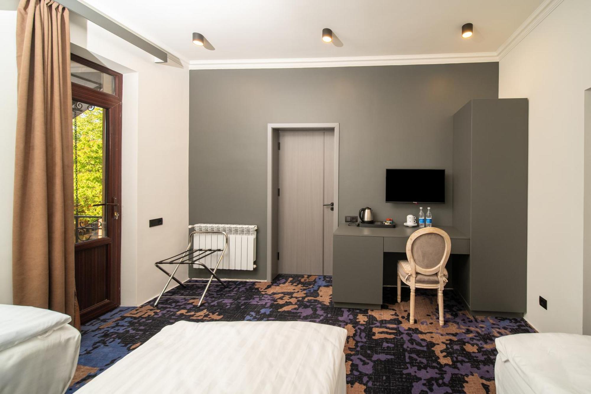 Kefilyan Family Hotel Sanain Exteriör bild