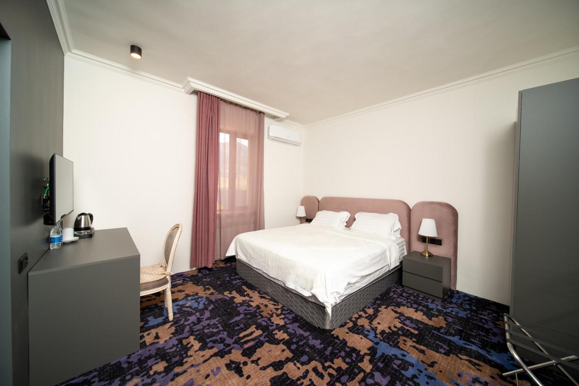Kefilyan Family Hotel Sanain Exteriör bild